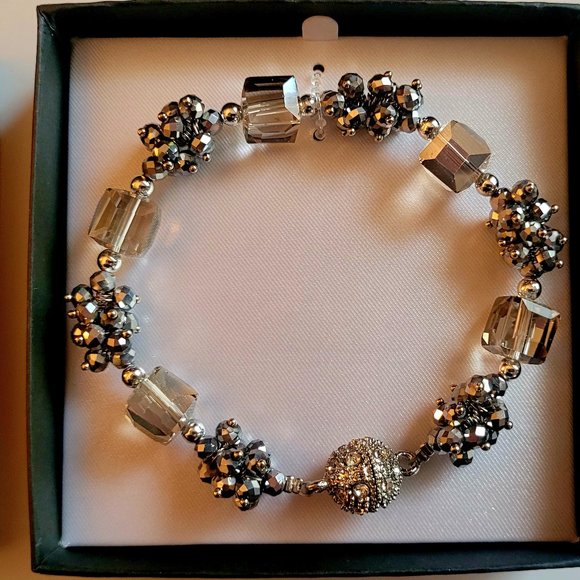 Beautiful Costume Jewellery Bracelet *NEW* - Picture 1 of 2